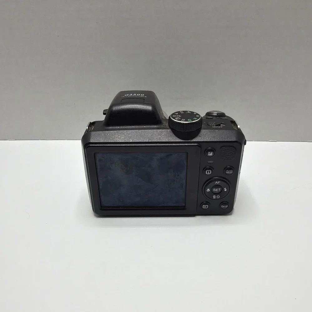 HP d3500 14.1MP 36X Optical‎ 4X Digital, Digital Camera Untested